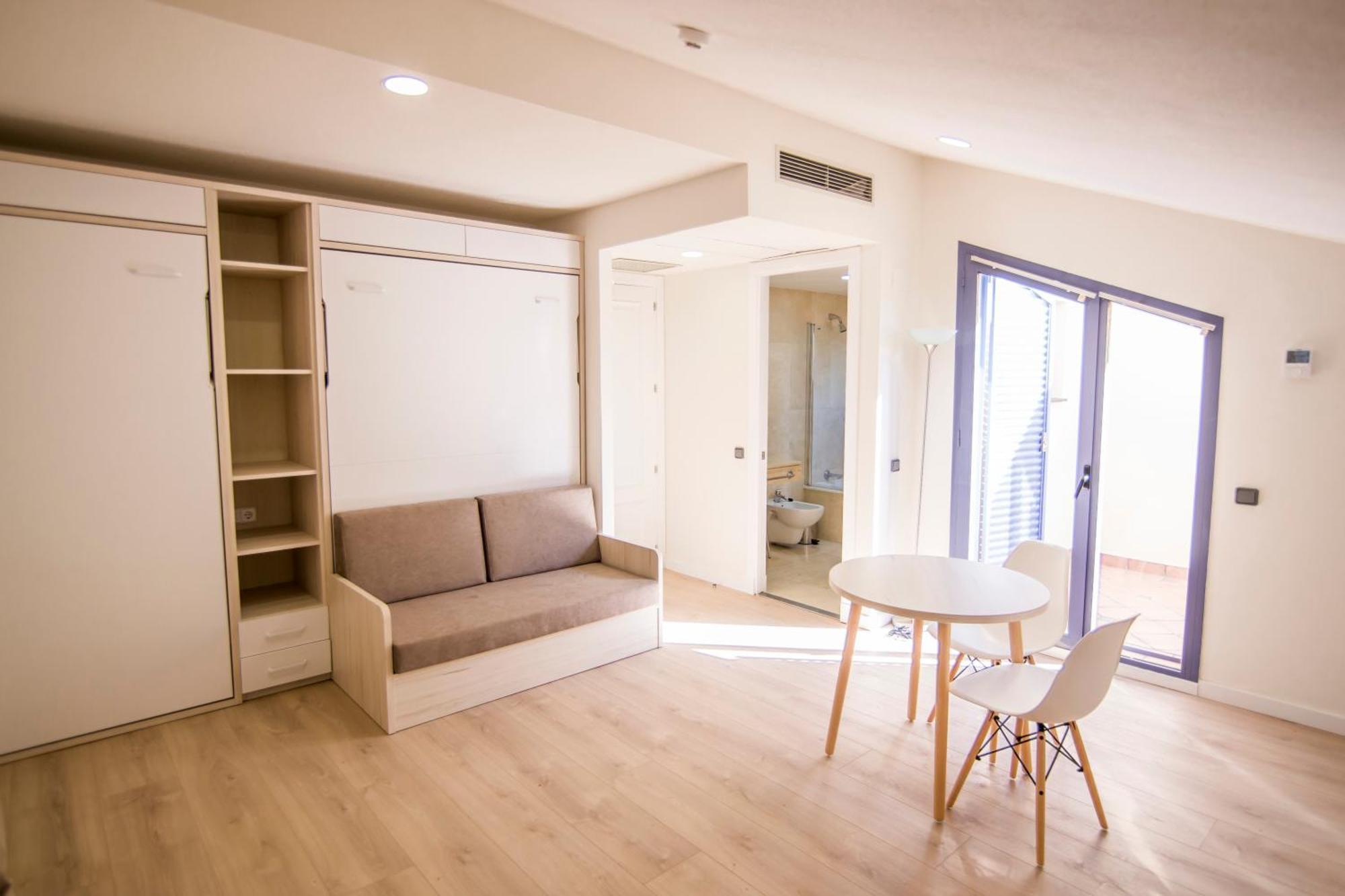 Apartamentos Plaza De Santiago - Estudios Turisticos - 1 Llave Pinto Exterior photo